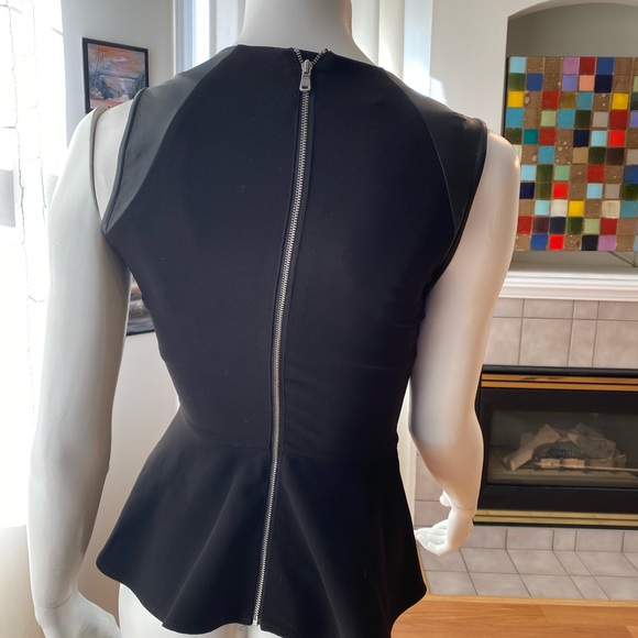 Dressy top - Picture 2 of 4